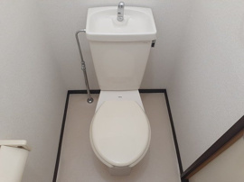 コンパクトで使いやすいトイレです