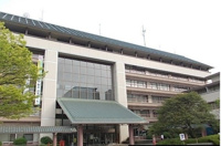 成田市役所まで1500m