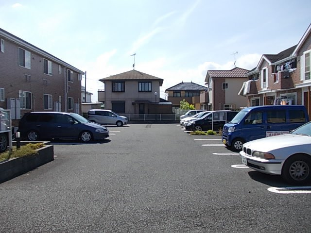 駐車場に車を止められます