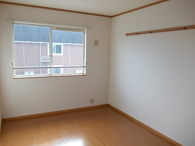 内装は落ち着いています