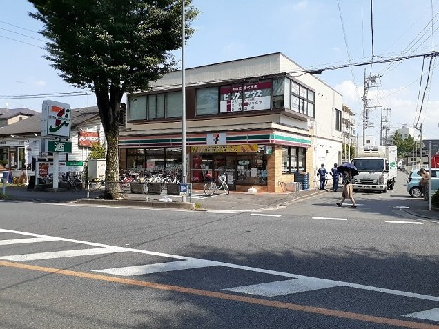 セブンイレブン　浦和埼玉大学店まで130m