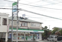 ファミリーマートおかべ荻窪店まで450m