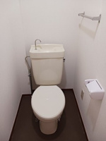 コンパクトで使いやすいトイレです