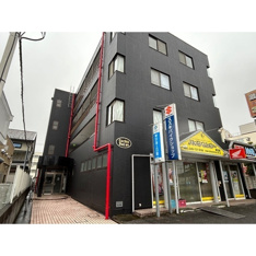 落ち着いた雰囲気の外観です