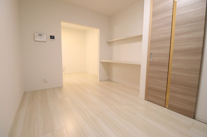 セレスティア大谷口上町の居間・リビング