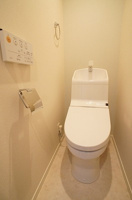 清潔感のあるトイレです