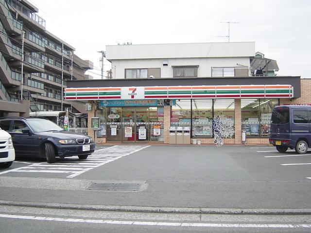 コンビニまで100ｍ