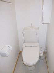シンプルで使いやすいトイレです