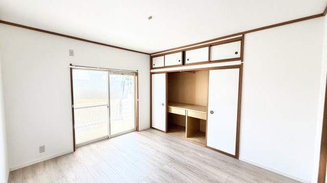 使い勝手のいい寝室です