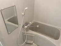 コンパクトで使いやすいお風呂です