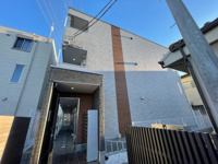 落ち着いた雰囲気の外観です