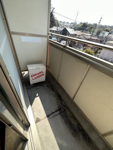 お洗濯にも便利なバルコニー付き