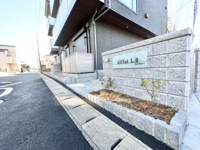 ゆとりのあるエントランスです