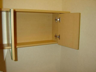 トイレ戸棚