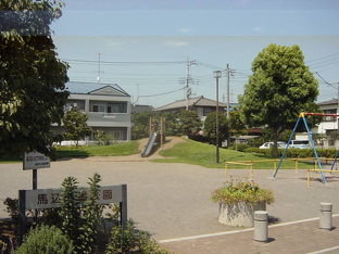 みんなの広場まで800ｍ