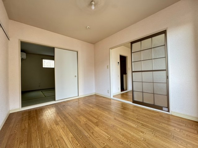 ※同じ間取りの別部屋の写真になります