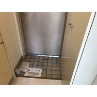 ゆったりとした玄関です