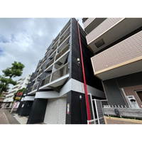 落ち着いた雰囲気の外観です
