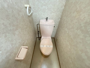 清潔感のあるトイレです