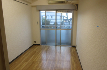 広々とした洋室です