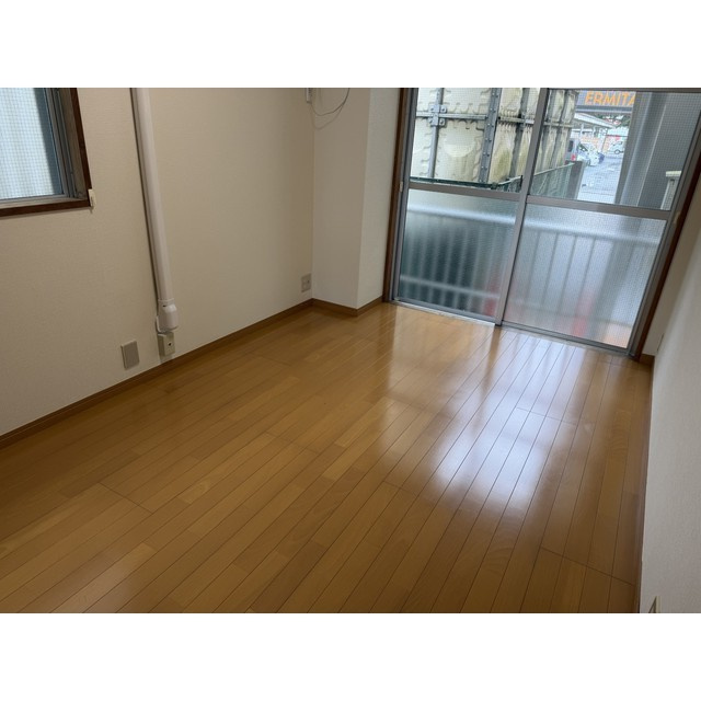 こちらの居間で趣味の時間をお楽しみください