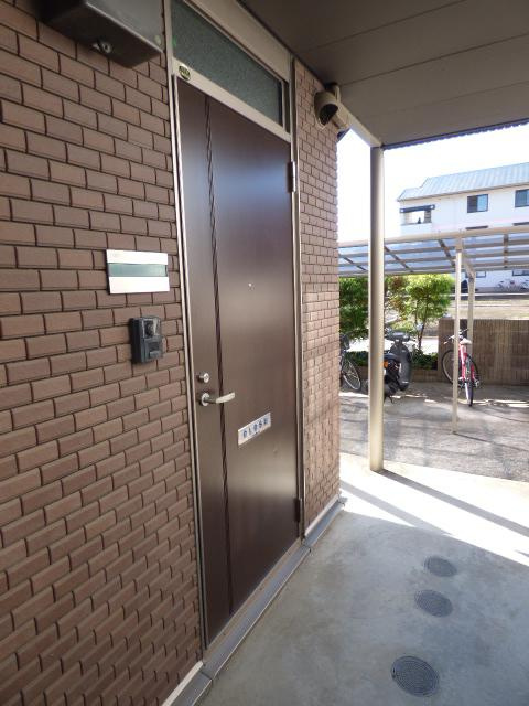 シンプルで使いやすい玄関です