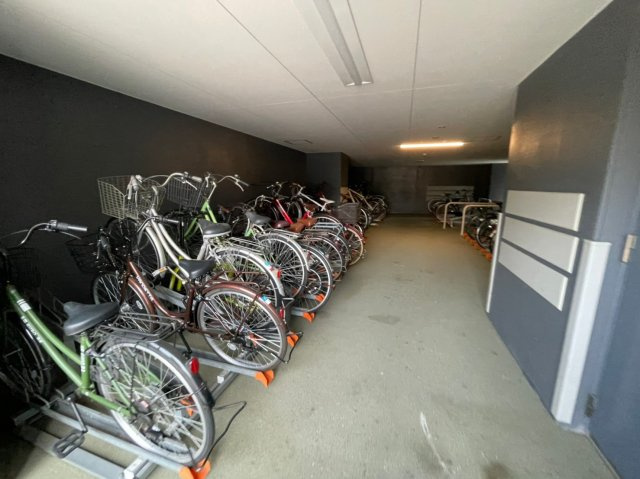 プレサンス桜通ザ・タイムズ　名古屋市賃貸　仲介手数料無料の駐車場