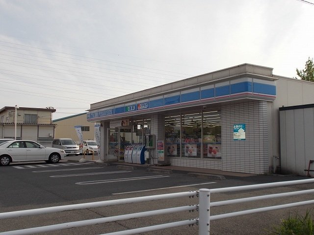 ローソン市原千種一丁目店まで850m