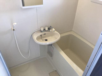 日々の疲れを癒すお風呂付です