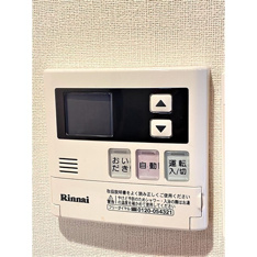 内装は落ち着いています