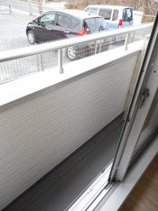 お洗濯にも便利なバルコニー付き