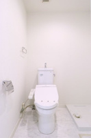 コンパクトで使いやすいトイレです