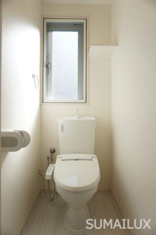 熊本市中央区船場町３丁目の賃貸マンションのトイレ