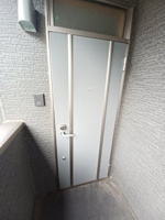落ち着いた玄関です
