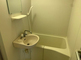 日々の疲れを癒すお風呂付です