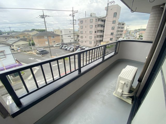 ゆとりのあるエントランスです