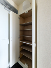小物を収納するのに便利です