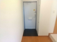シンプルで使いやすい玄関です