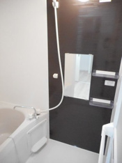 日々の疲れを癒すお風呂付です