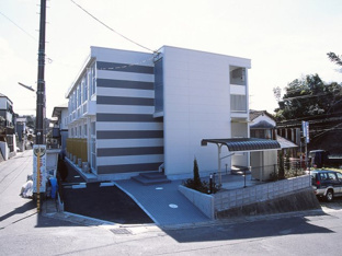 落ち着いた雰囲気の外観です