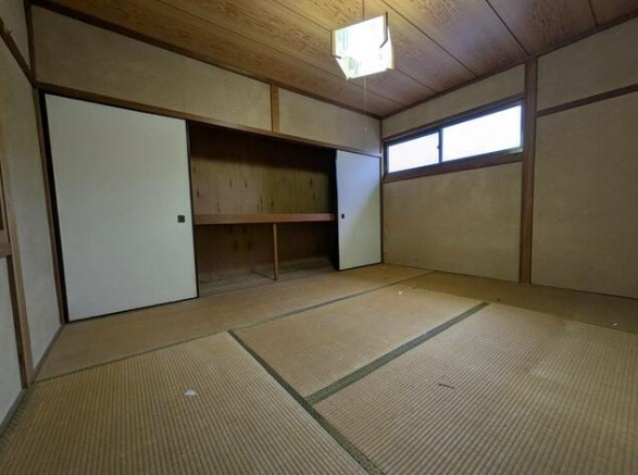 近江八幡市安土町石寺　中古戸建