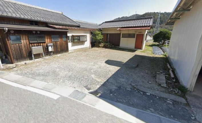 近江八幡市安土町石寺　中古戸建の外観