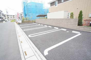 駐車場完備です