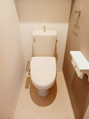 シンプルで使いやすいトイレです