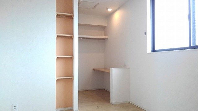 便利な収納スペースです
