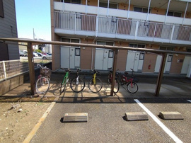 駐輪場　原付＆自転車のみ駐輪可能
