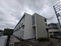 落ち着いた雰囲気の外観です