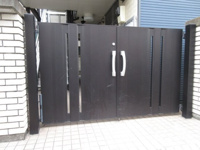 オートロックゲート付き。