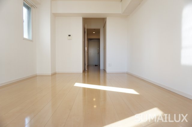熊本市中央区船場町３丁目の賃貸マンションの居間・リビング