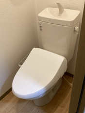 シンプルで使いやすいトイレです